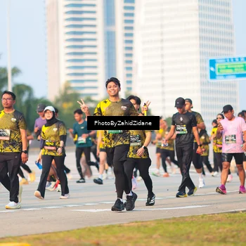 Runner Photo 6706016