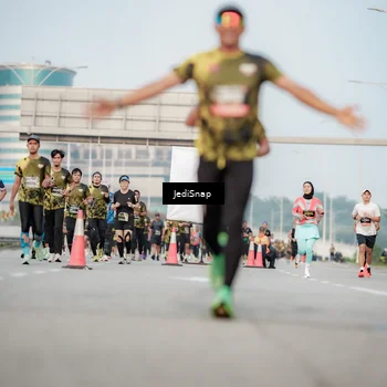 Runner Photo 6706028
