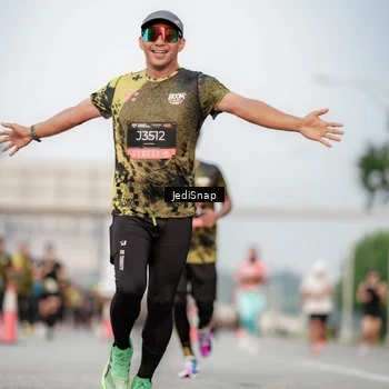 Runner Photo 6706041