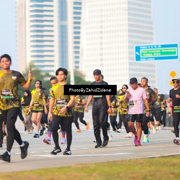 Runner Photo 6706065