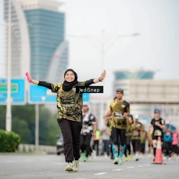 Runner Photo 6706070