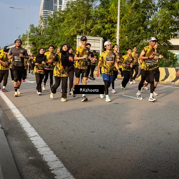 Runner Photo 6706176