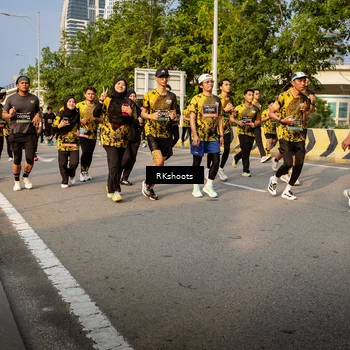 Runner Photo 6706181