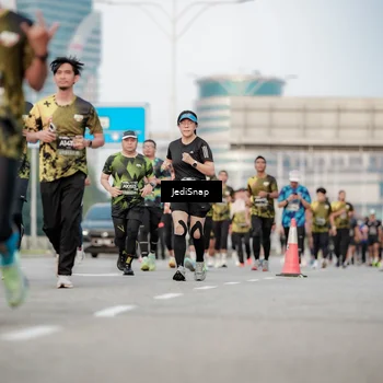 Runner Photo 6706204