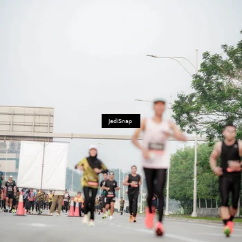 Runner Photo 6706244