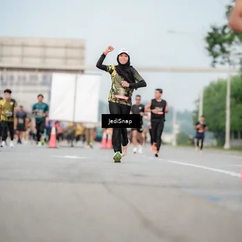 Runner Photo 6706306