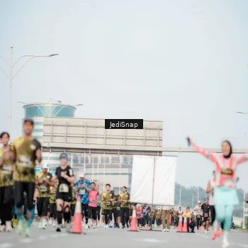 Runner Photo 6706319