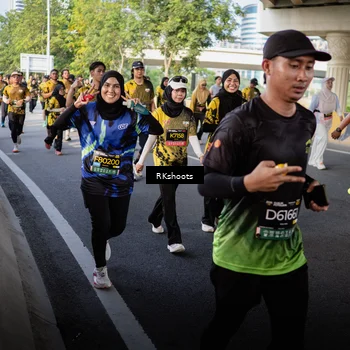 Runner Photo 6706342