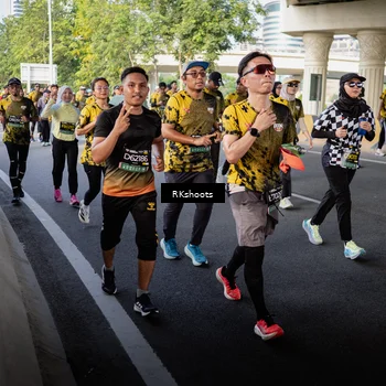 Runner Photo 6706393