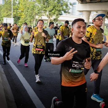 Runner Photo 6706406