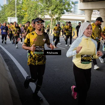 Runner Photo 6706413