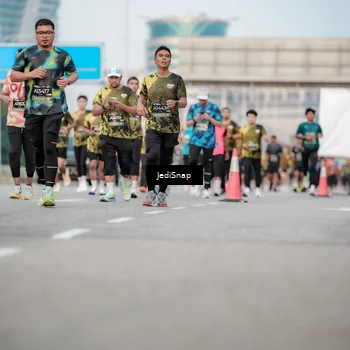 Runner Photo 6706418