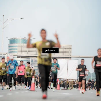 Runner Photo 6706431