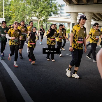 Runner Photo 6706435