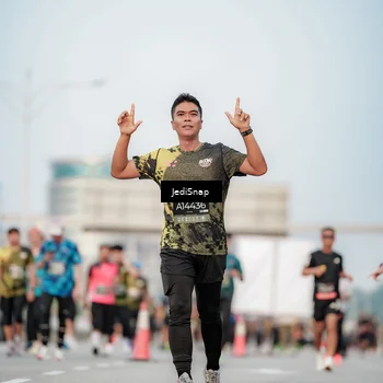 Runner Photo 6706436