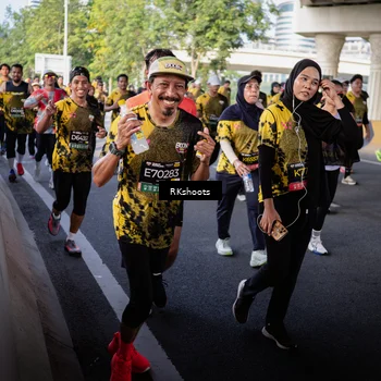 Runner Photo 6706499
