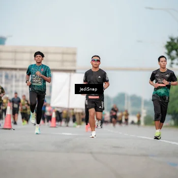 Runner Photo 6706505