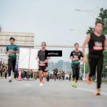 Runner Photo 6706508