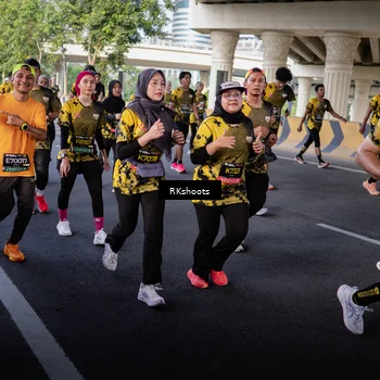 Runner Photo 6706543