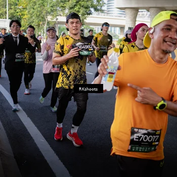 Runner Photo 6706554