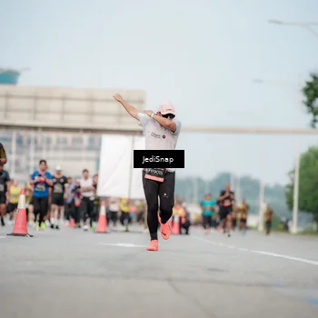 Runner Photo 6706651