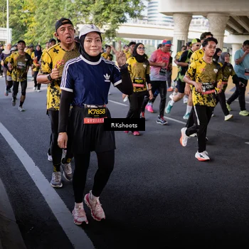 Runner Photo 6706690
