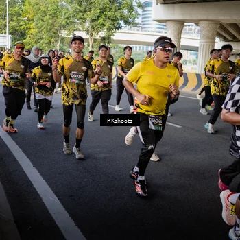 Runner Photo 6706709