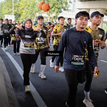 Runner Photo 6706724