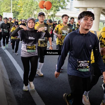 Runner Photo 6706727
