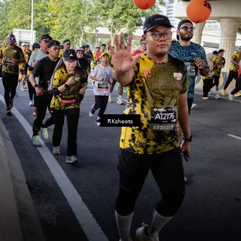 Runner Photo 6706758