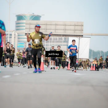 Runner Photo 6706779