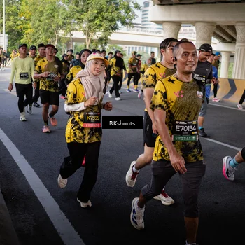 Runner Photo 6706792