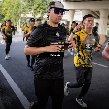 Runner Photo 6706808