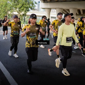 Runner Photo 6706816