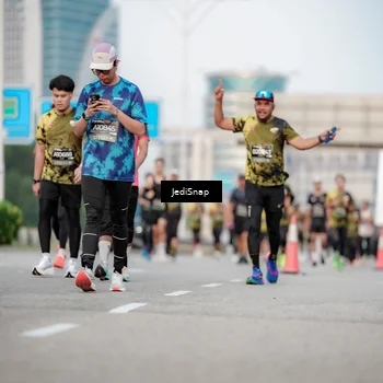 Runner Photo 6706819