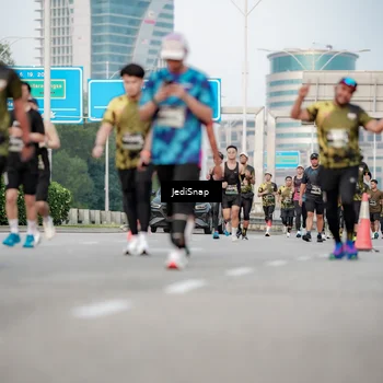 Runner Photo 6706822
