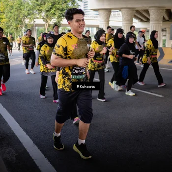 Runner Photo 6706847