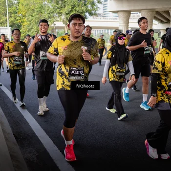 Runner Photo 6706863