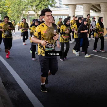 Runner Photo 6706870