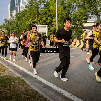 Runner Photo 6706903
