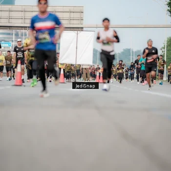 Runner Photo 6706920