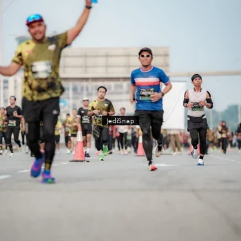 Runner Photo 6706928