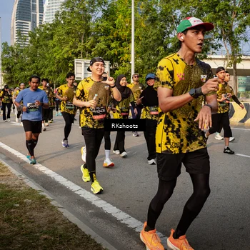 Runner Photo 6706945