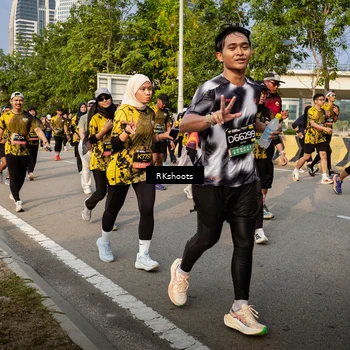 Runner Photo 6706971