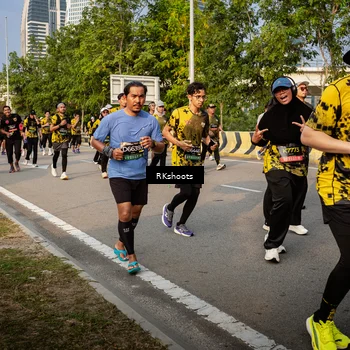 Runner Photo 6706990