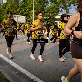 Runner Photo 6707002