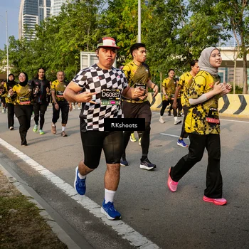 Runner Photo 6707037
