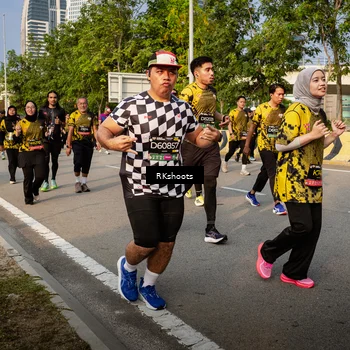 Runner Photo 6707069