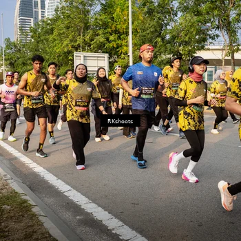 Runner Photo 6707072