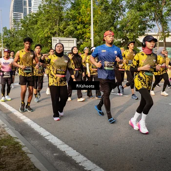 Runner Photo 6707087